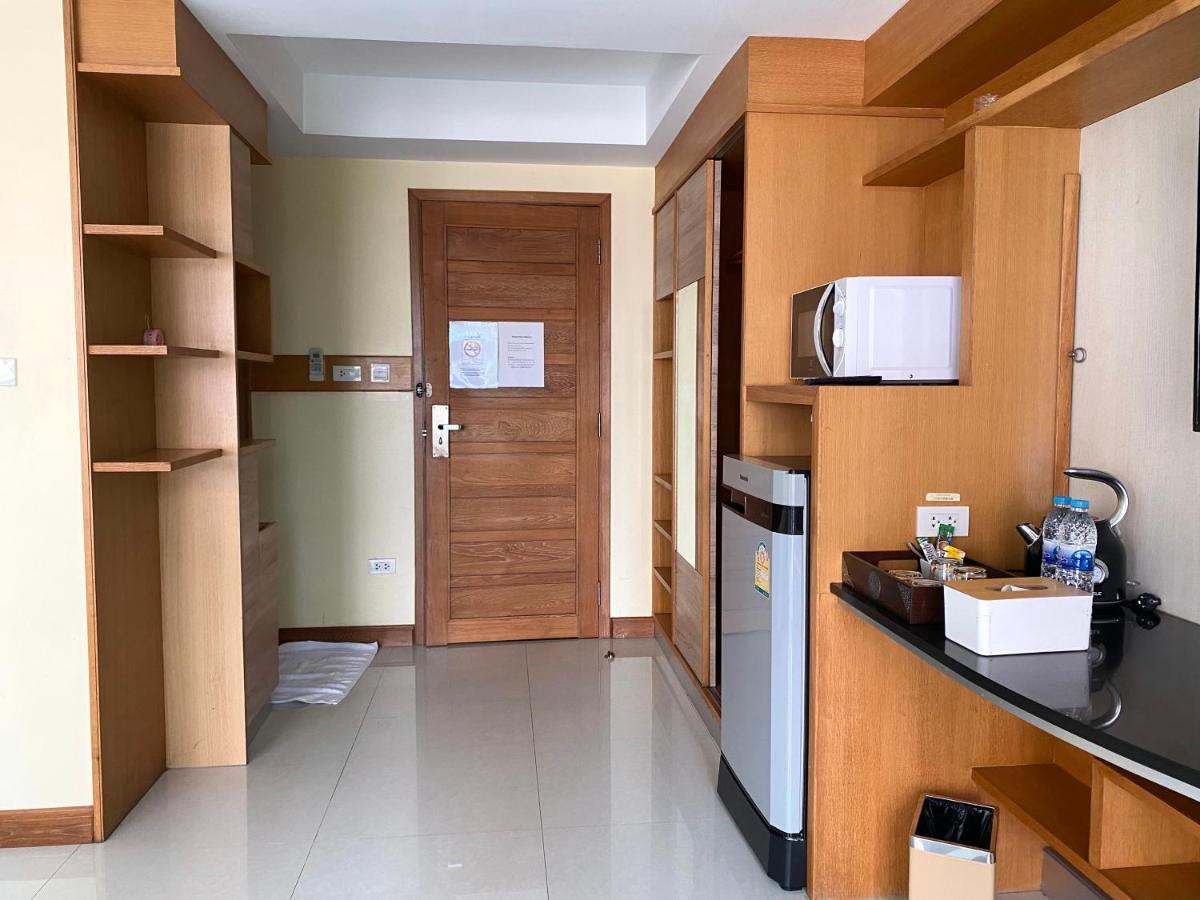 L18 Residence แอลสิบแปด เรสซิเดนซ์ Bangkok Kültér fotó