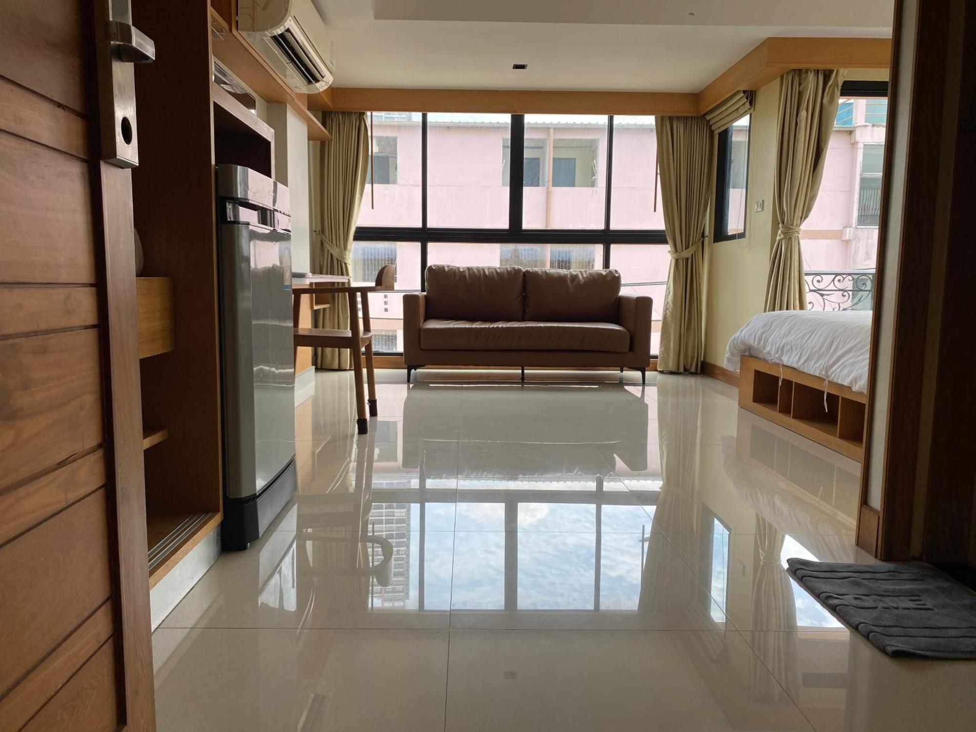 L18 Residence แอลสิบแปด เรสซิเดนซ์ Bangkok Kültér fotó